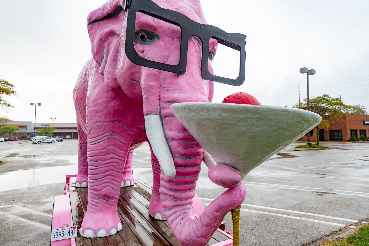 Pinky the Pink Elephant with a Martini Glass in Springfield, Illinois roadside attraction