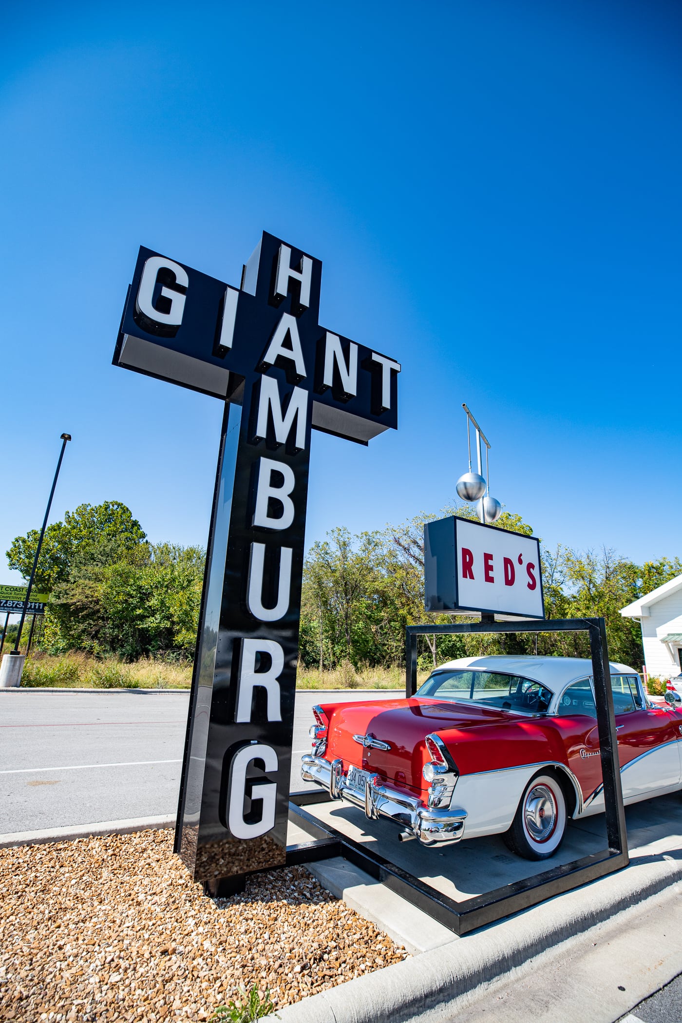 Red's Giant Hamburg in Springfield, Missouri Route 66 restaurant