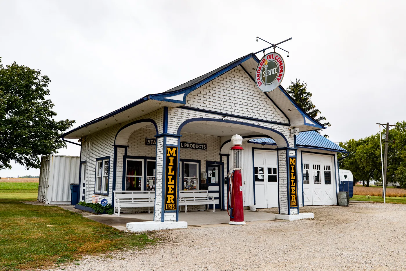 Standard Oil Filling Station in Odell, Illinois Route 66