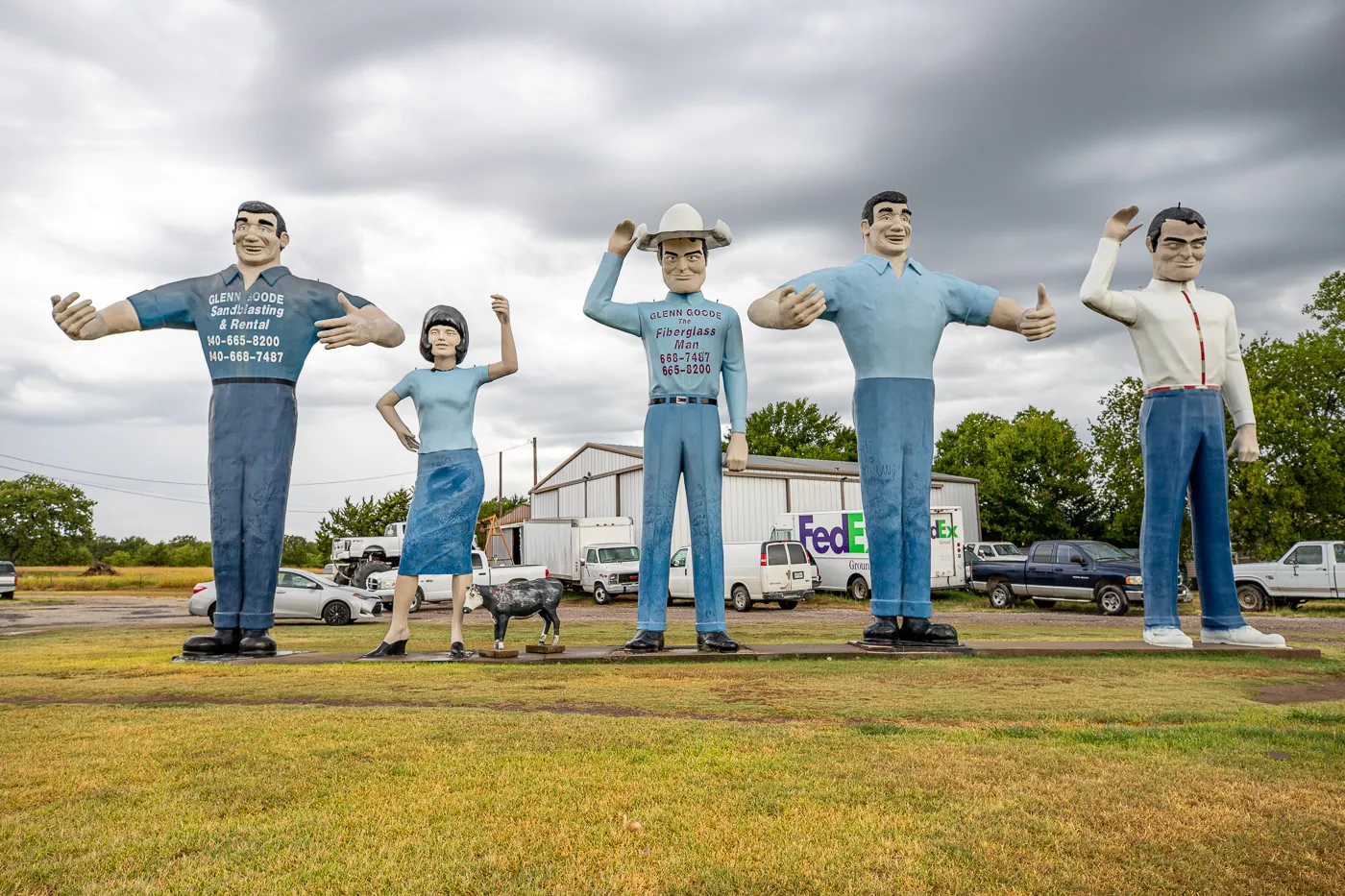 Glenn Goode's Big People in Gainesville, Texas Roadside Attraction