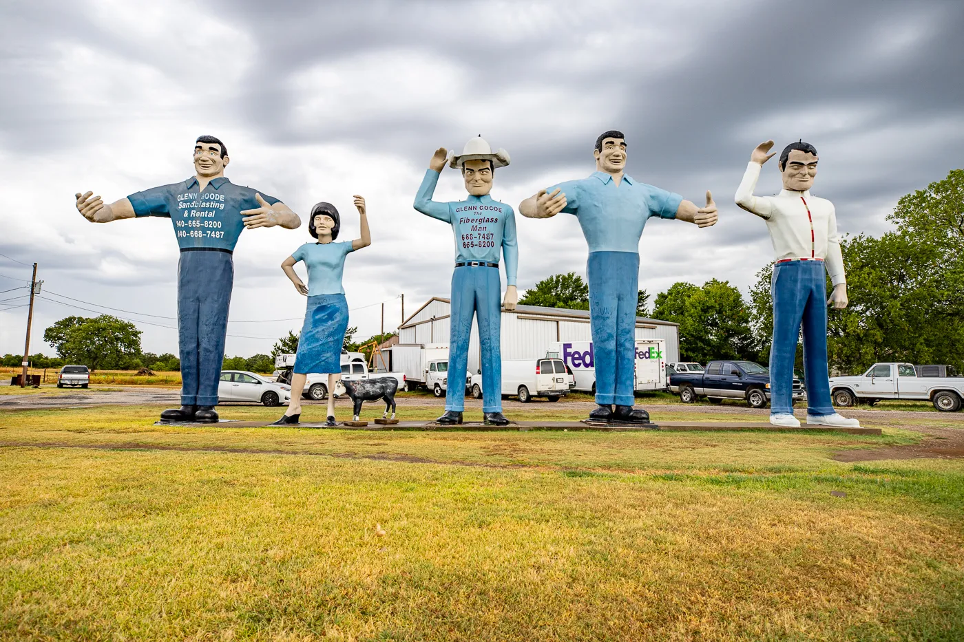 Glenn Goode's Big People in Gainesville, Texas Roadside Attraction