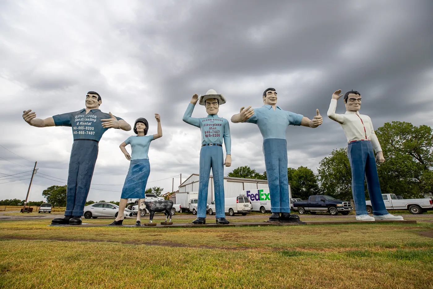 Glenn Goode's Big People in Gainesville, Texas Roadside Attraction