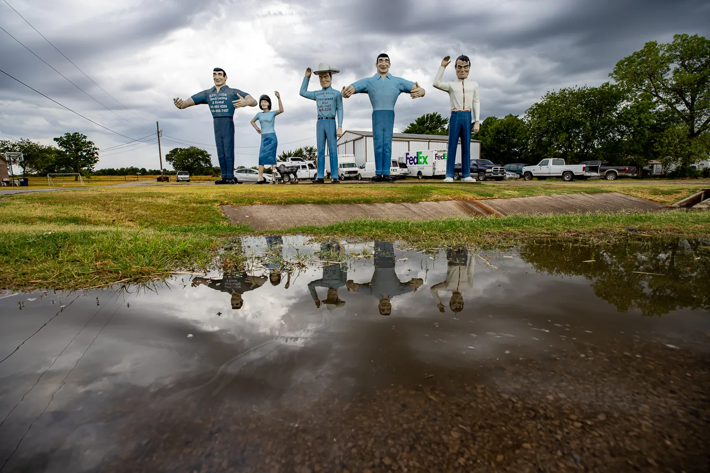 Glenn Goode's Big People in Gainesville, Texas Roadside Attraction