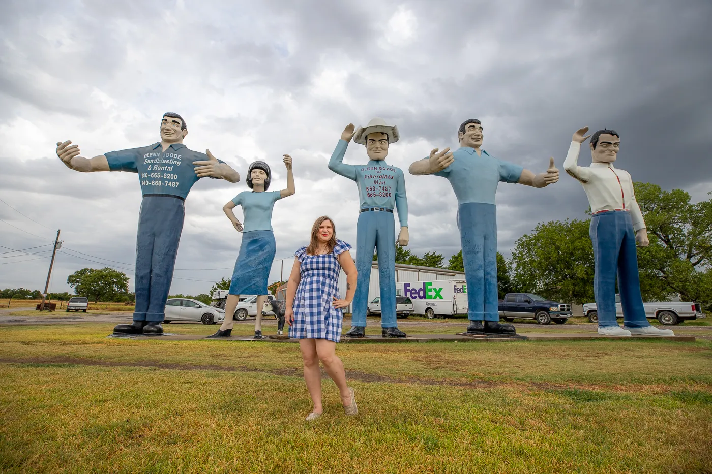 Glenn Goode's Big People in Gainesville, Texas Roadside Attraction