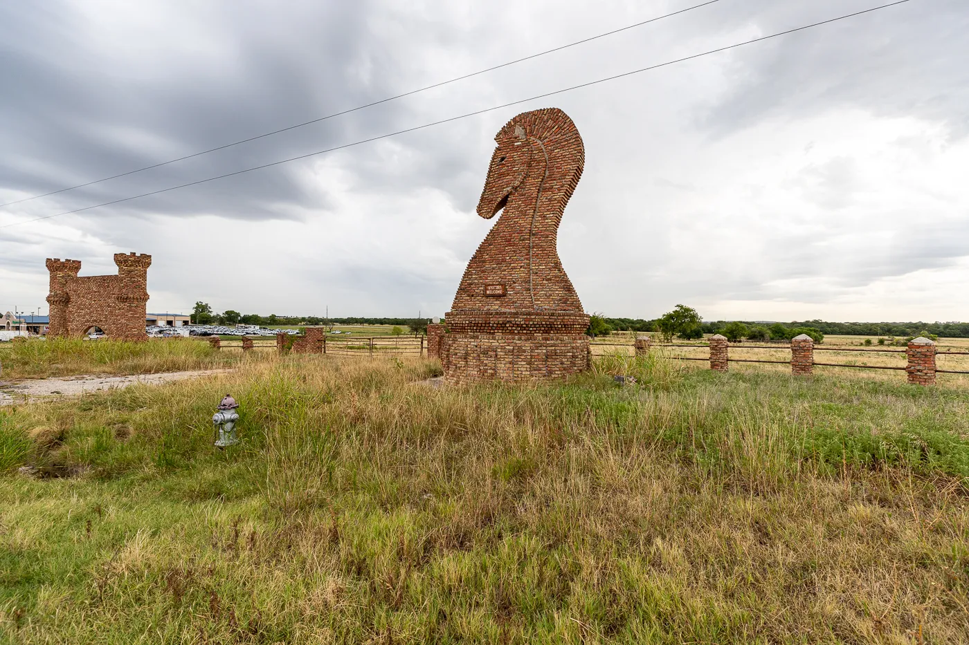 Giant Horse Chess Piece in Gainesville, Texas I-35 Roadside Attraction