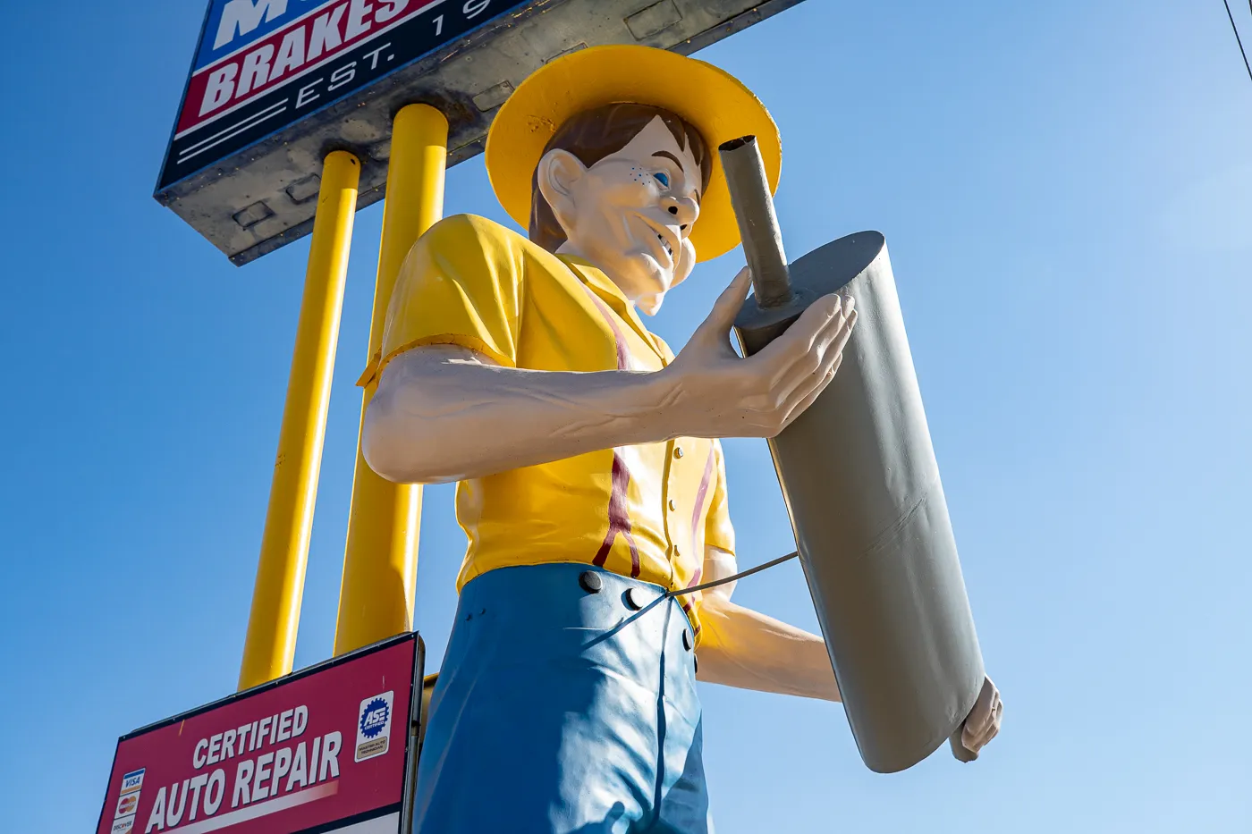 Happy Halfwit Muffler Man in Dallas, Texas