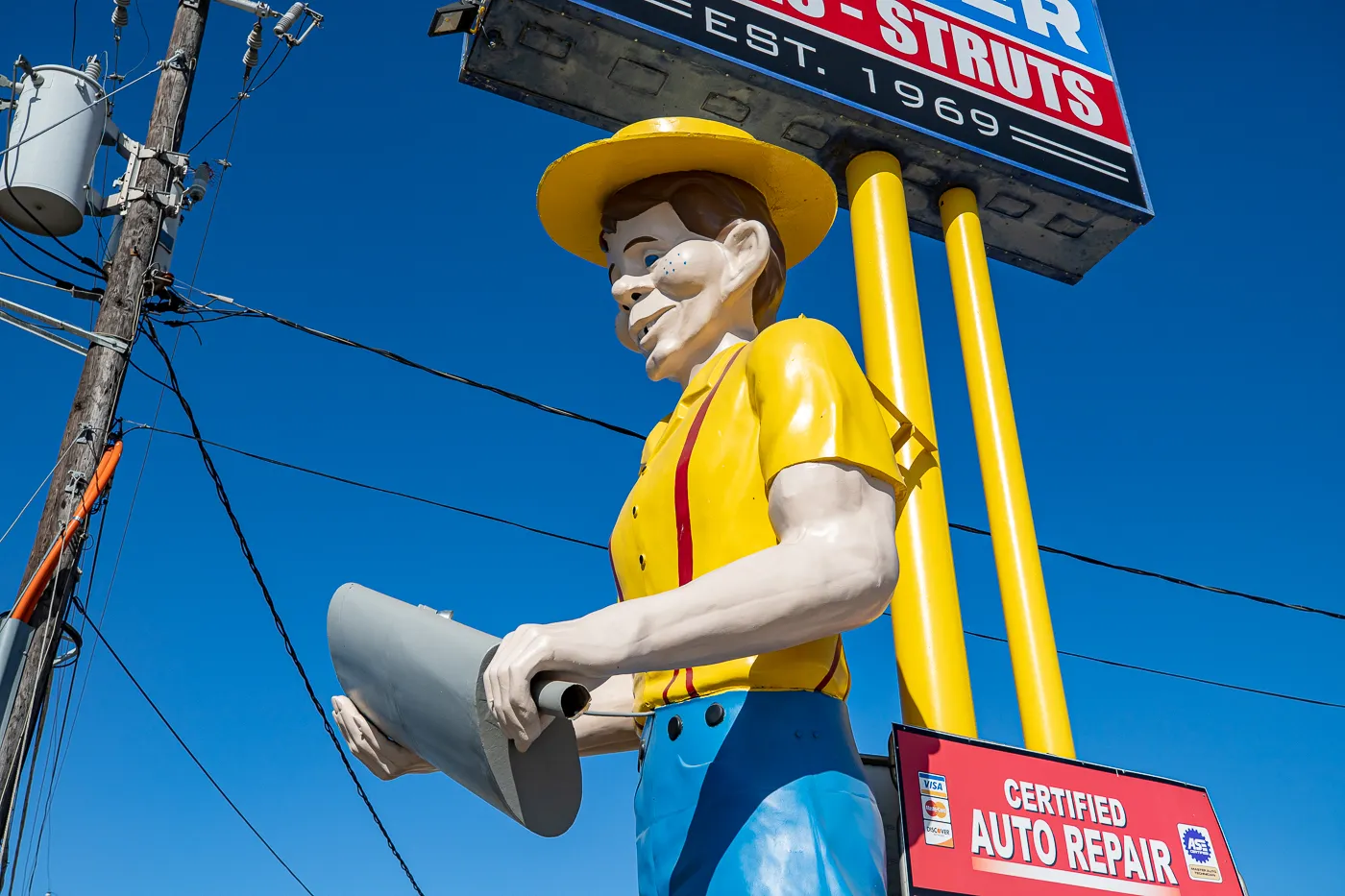 Happy Halfwit Muffler Man in Dallas, Texas