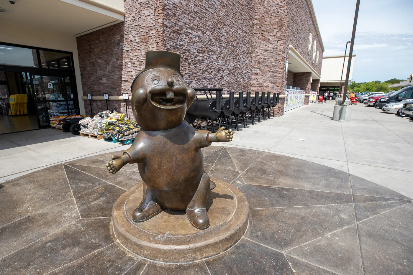 Buc-ee Baver statue - Buc-ee's in Denton, Texas