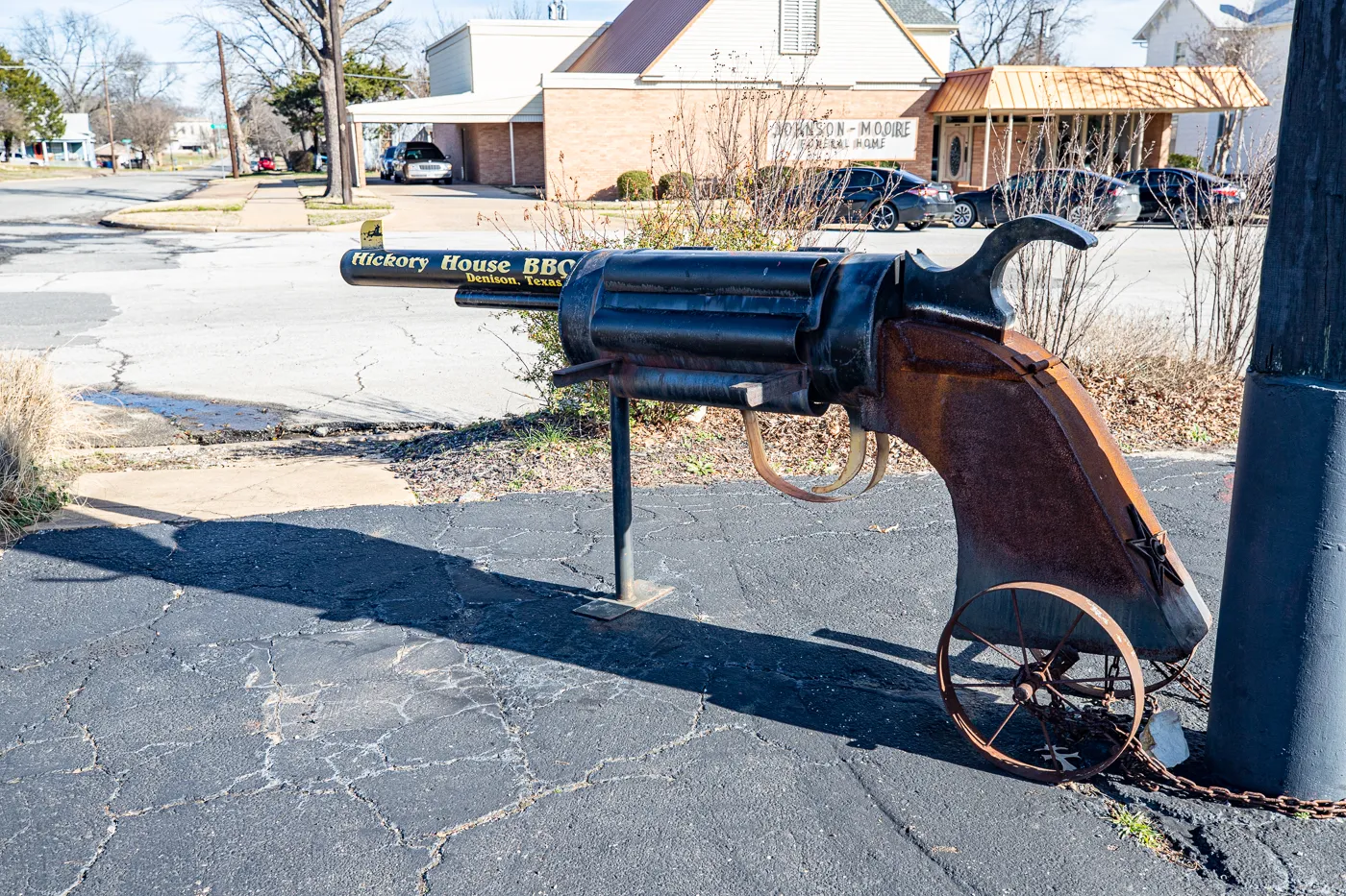 Big BBQ Six-Shooter in Denison, Texas - Roadside Attraction at Hickory House Barbecue