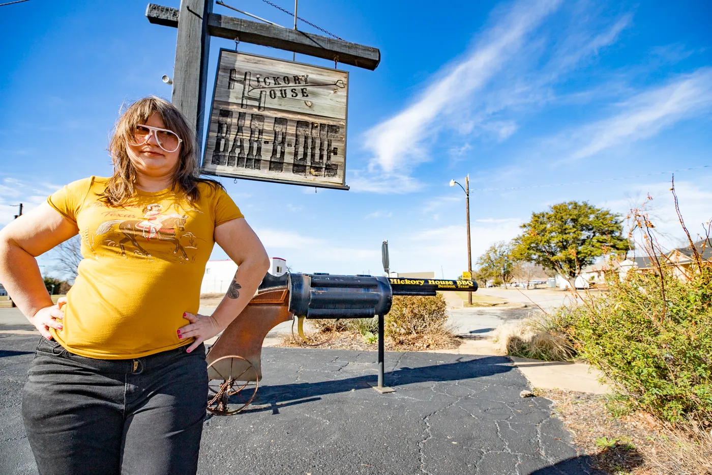 Big BBQ Six-Shooter in Denison, Texas - Roadside Attraction at Hickory House Barbecue