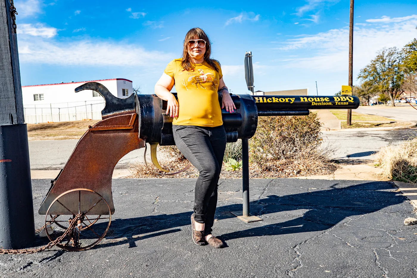 Big BBQ Six-Shooter in Denison, Texas - Roadside Attraction at Hickory House Barbecue