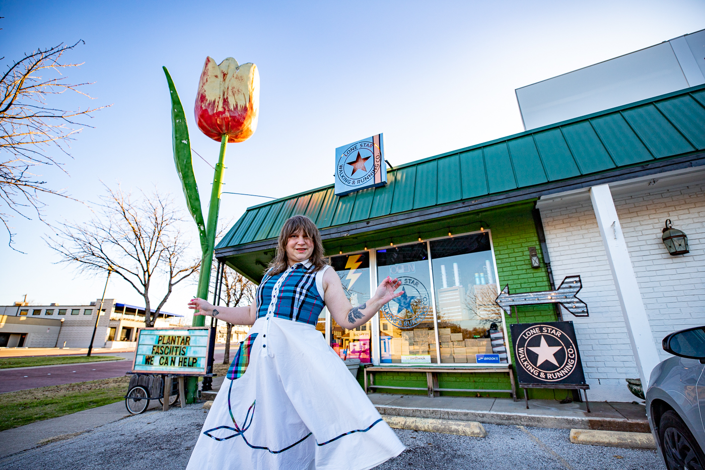 Giant Tulip in Fort Worth, Texas roadside attraction