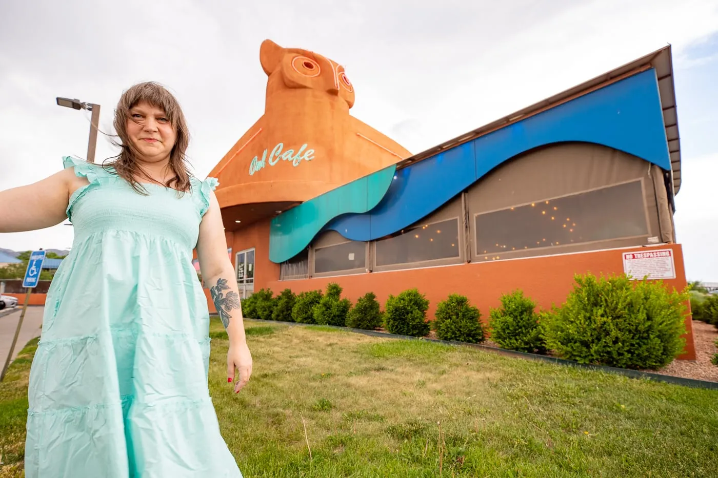 Owl Cafe in Albuquerque, New Mexico (Route 66) - Owl-shaped building and Arizona Route 66 roadside attraction and diner