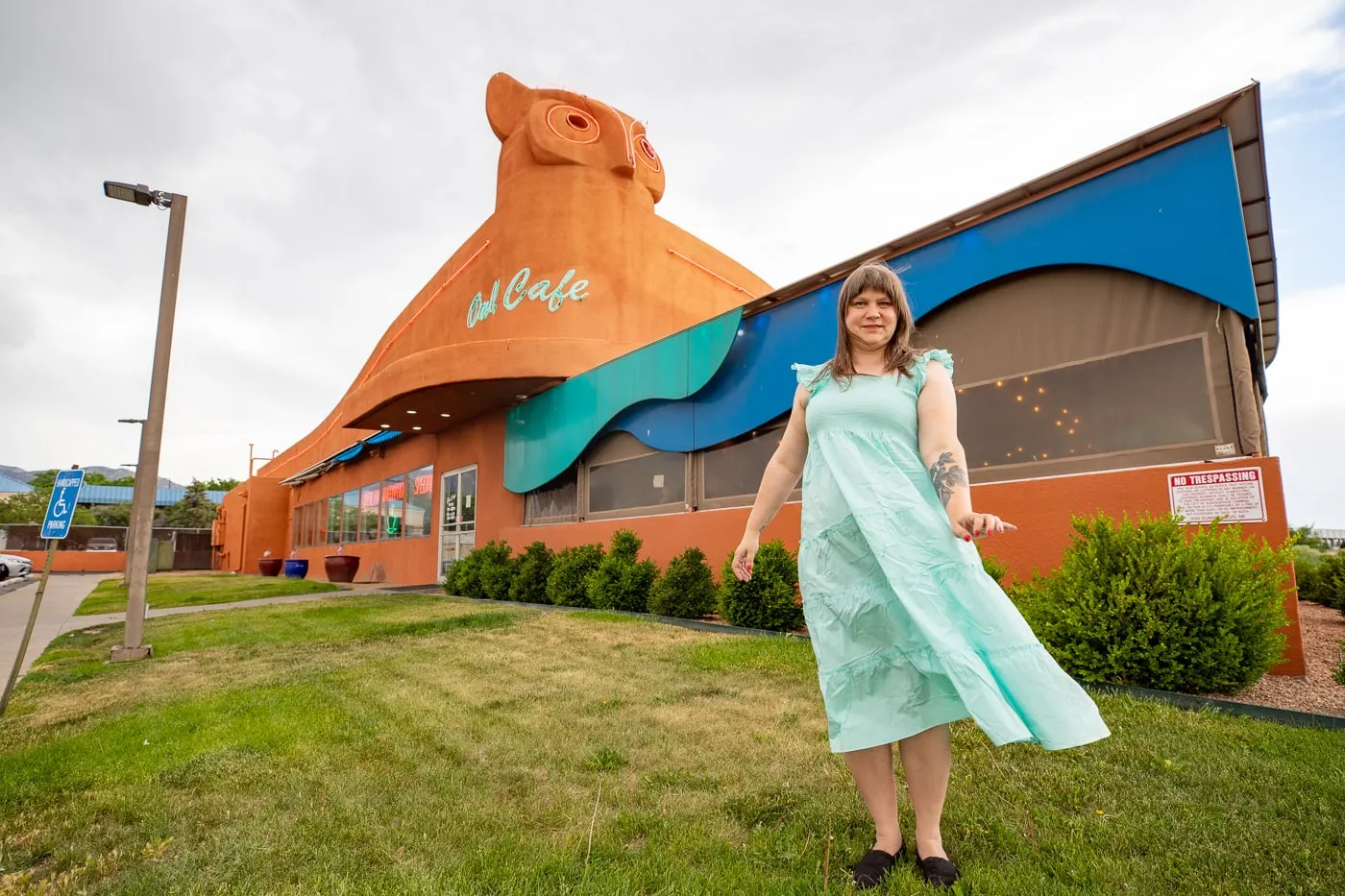 Owl Cafe in Albuquerque, New Mexico (Route 66) - Owl-shaped building and Arizona Route 66 roadside attraction and diner