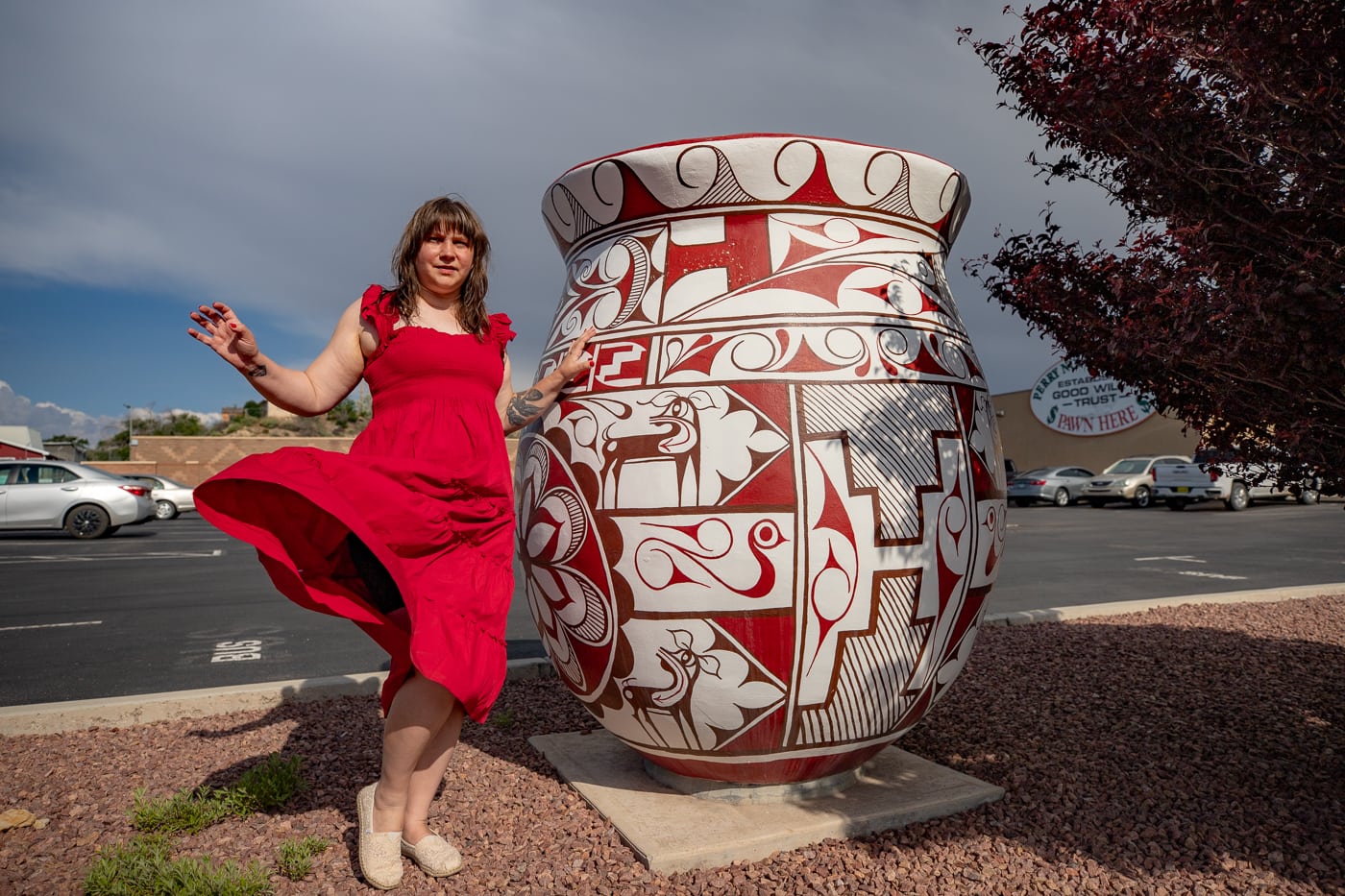 Large Painted Pottery in Gallup, New Mexico Route66 Roadside Attractions