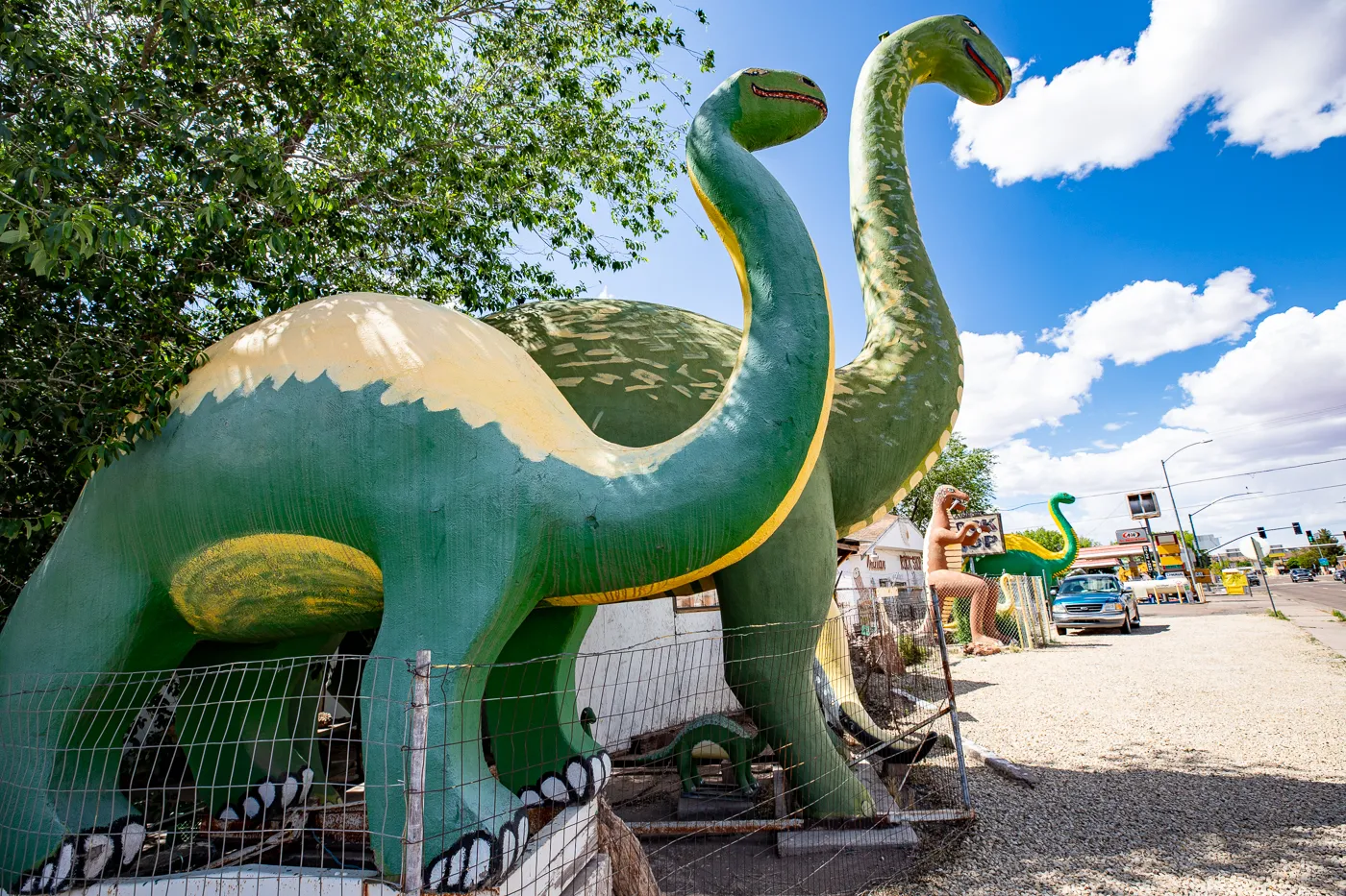 Rainbow Rock Shop Dinosaurs in Holbrook, Arizona Route 66 Roadside Attraction