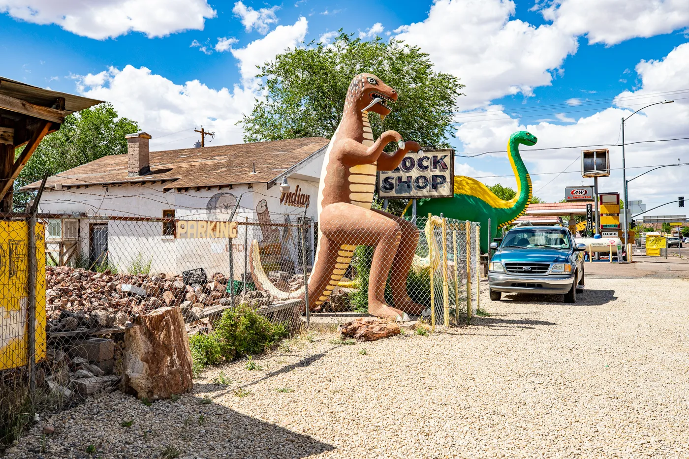 Rainbow Rock Shop Dinosaurs in Holbrook, Arizona Route 66 Roadside Attraction