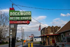 Neon Sign at Rockwood Motor Court in Springfield, Missouri Route 66 motel