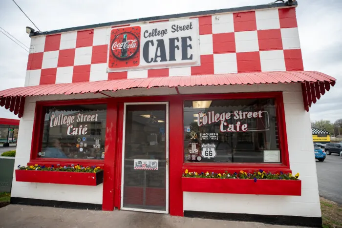 College Street Cafe in Springfield, Missouri Route 66 Restaurant