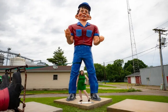 Snerd Muffler Man at the American Giants Museum in Atlanta, Illinois - Route 66 Roadside Attraction