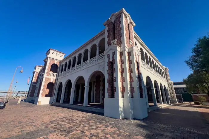 Barstow Harvey House (Casa Del Desierto) in Barstow, California